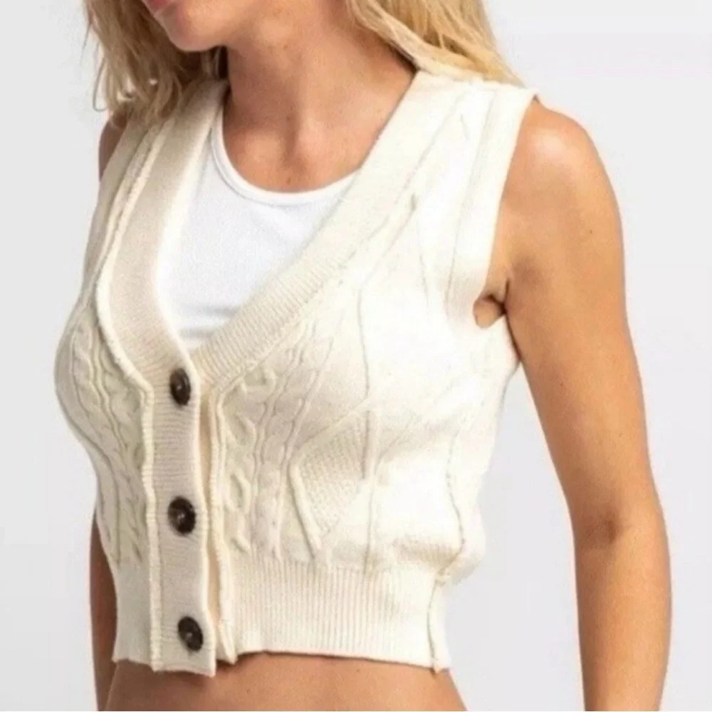 Free People Cable Knit Cropped Sweater Vest Cream Button Front Size L